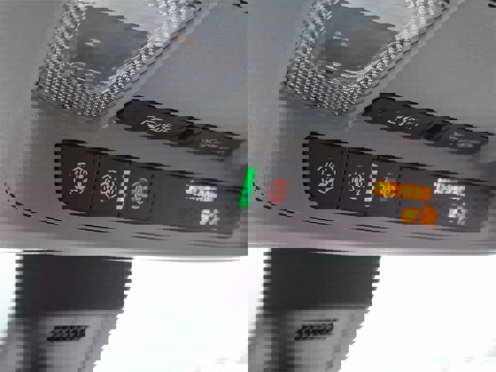 Used 2022 Chevrolet Equinox LT image 25