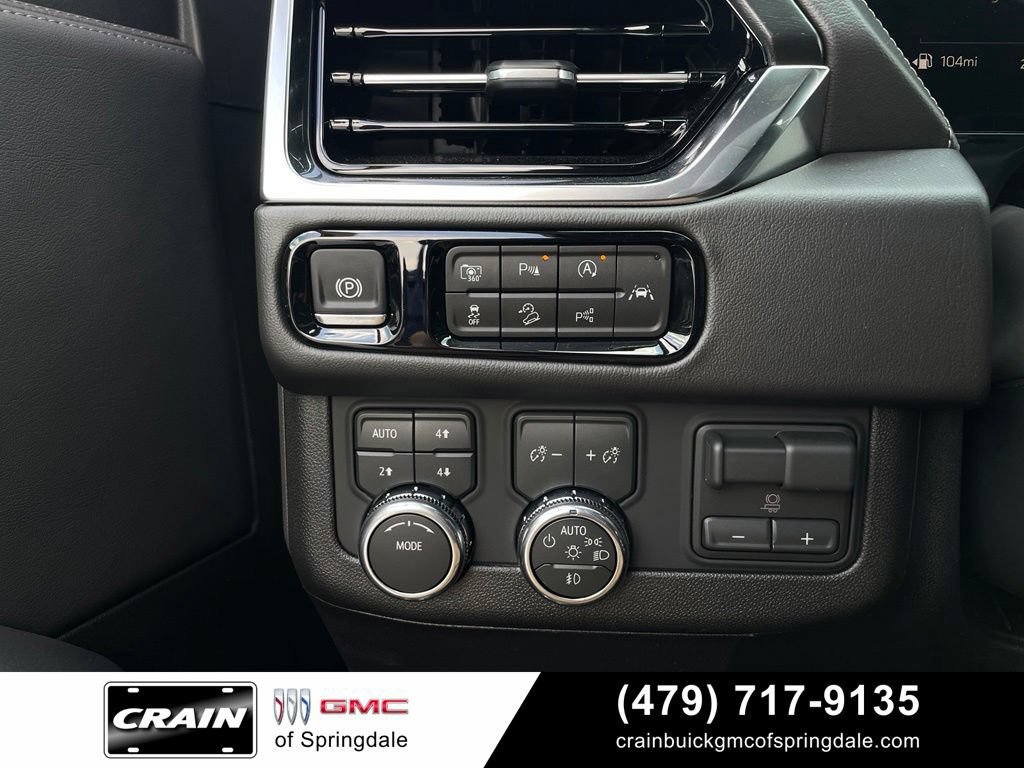Used 2026 GMC Yukon Denali w/ Advanced Technology Package AWD/4WD image 13