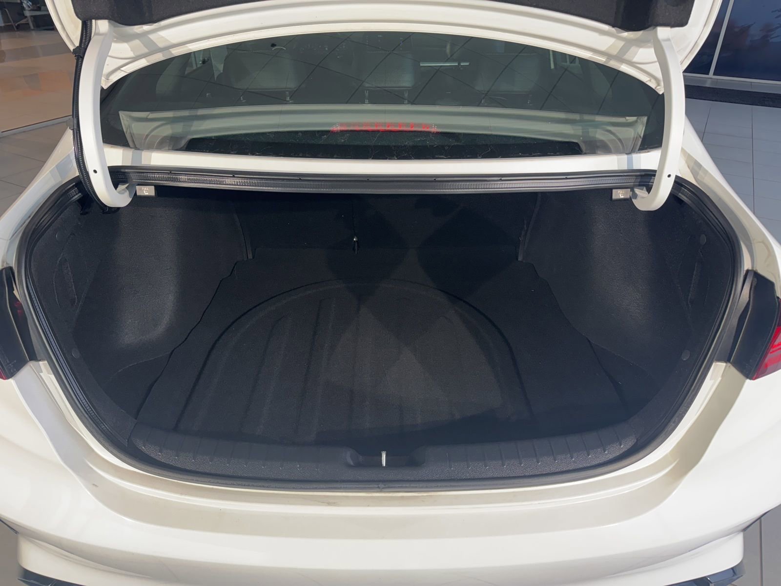 Used 2024 Kia Forte GT-Line w/ GT-Line Premium Package image 14