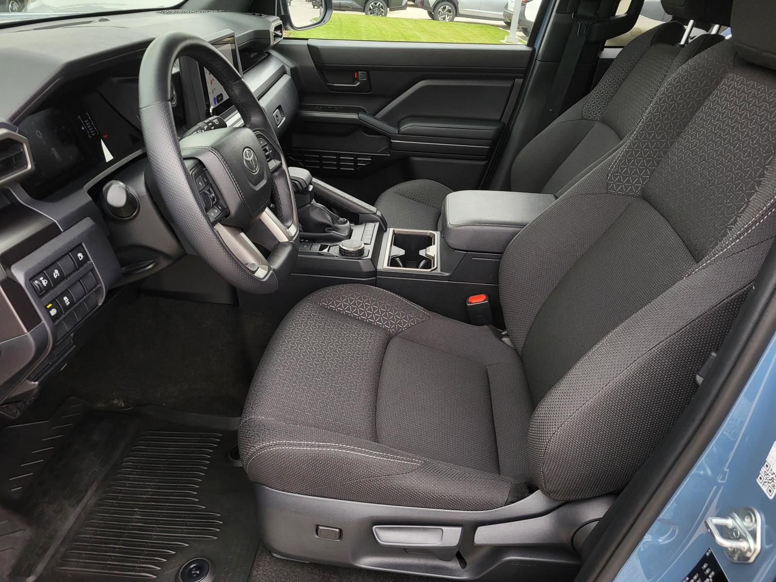 Used 2025 Toyota 4Runner SR5 RWD image 18