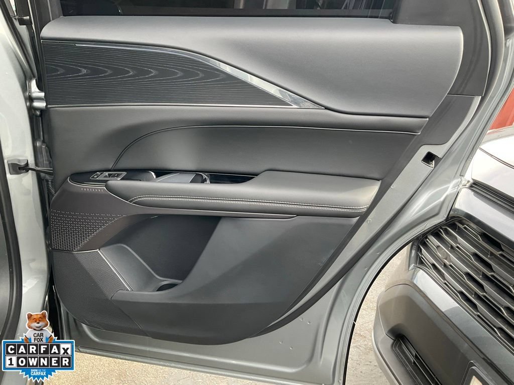 Used 2024 Cadillac Lyriq Sport RWD image 61