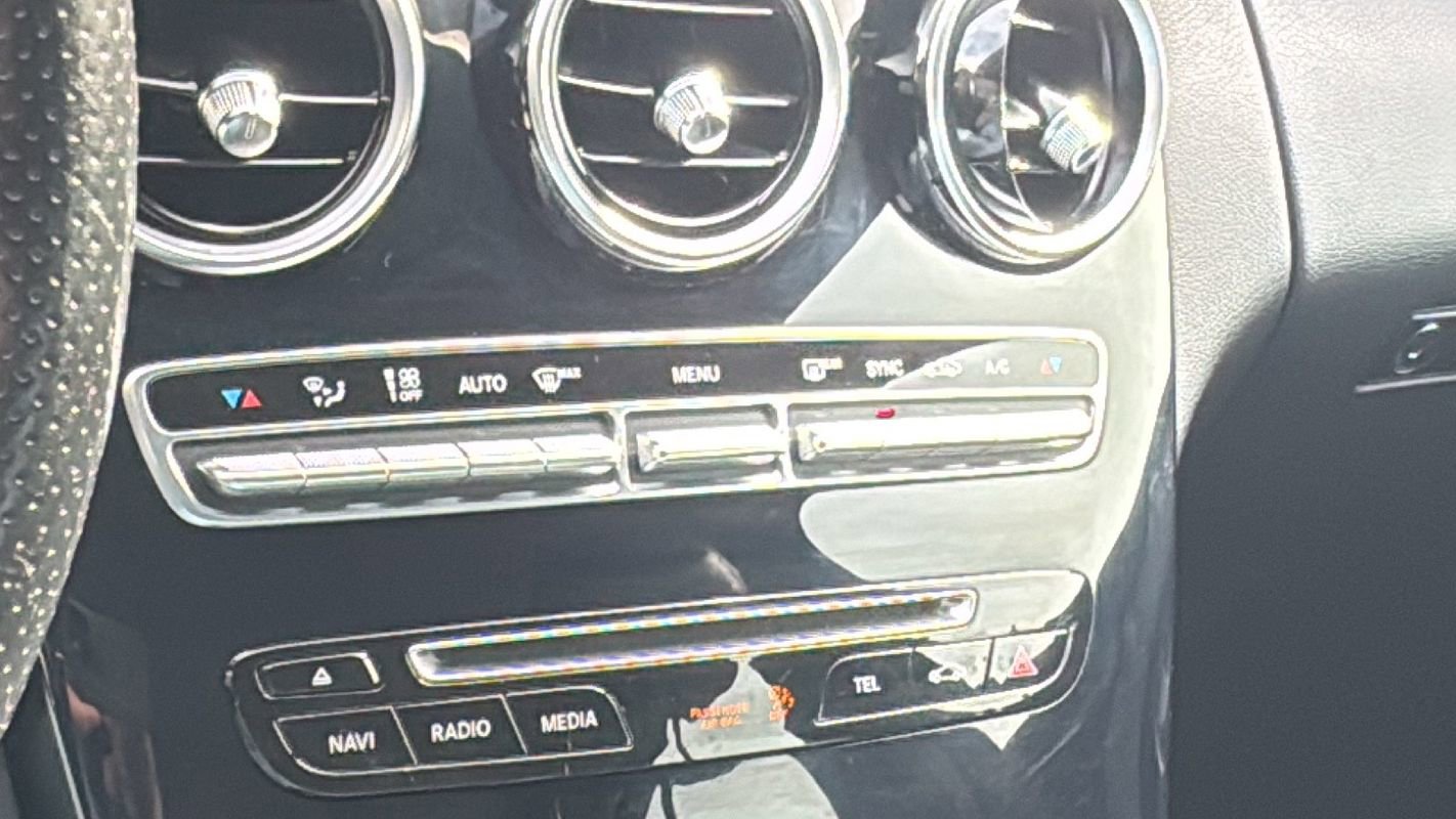 Used 2015 Mercedes-Benz C 300 4MATIC image 28