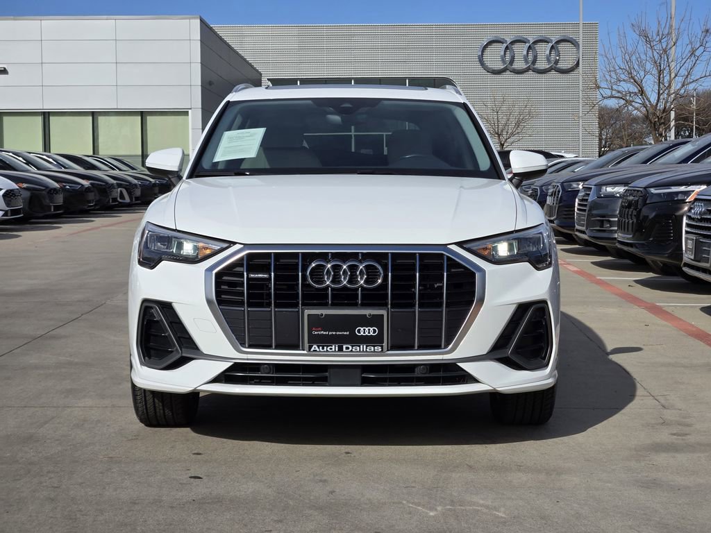 Certified 2021 Audi Q3 2.0T Premium w/ Convenience Package image 3