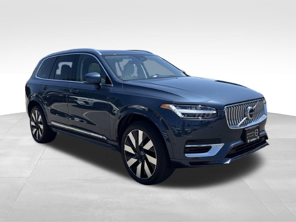 Certified 2023 Volvo XC90 T8 Ultimate w/ Lounge Package AWD/4WD image 38