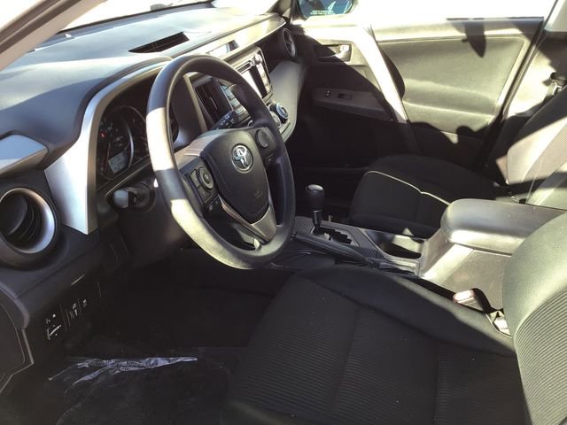 Used 2015 Toyota RAV4 LE image 17