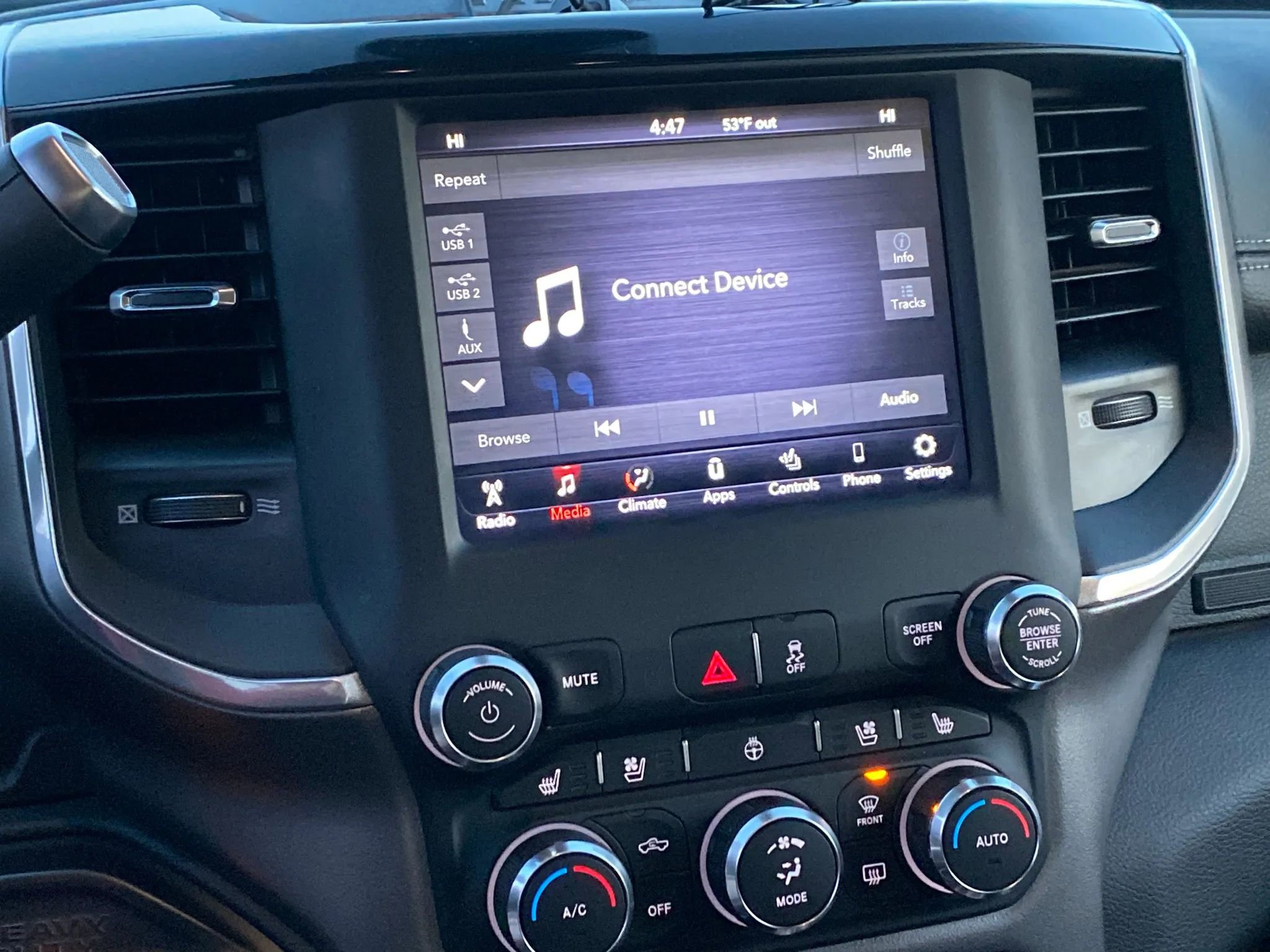 Used 2021 RAM 3500 Laramie w/ Night Edition image 15