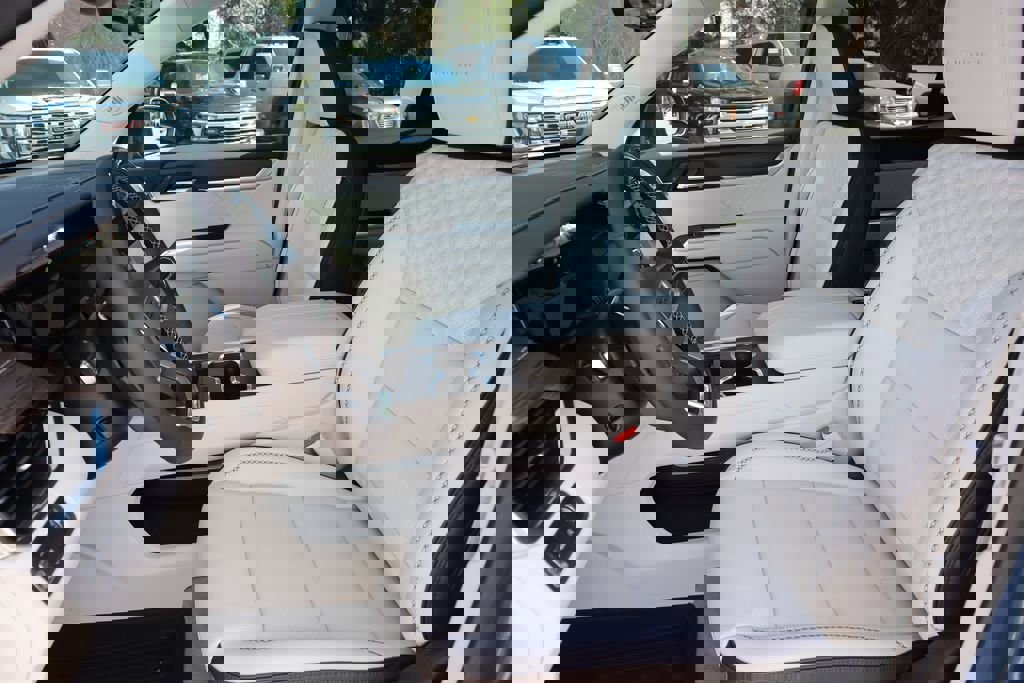 New 2026 GMC Acadia Denali w/ Super Cruise Package image 17