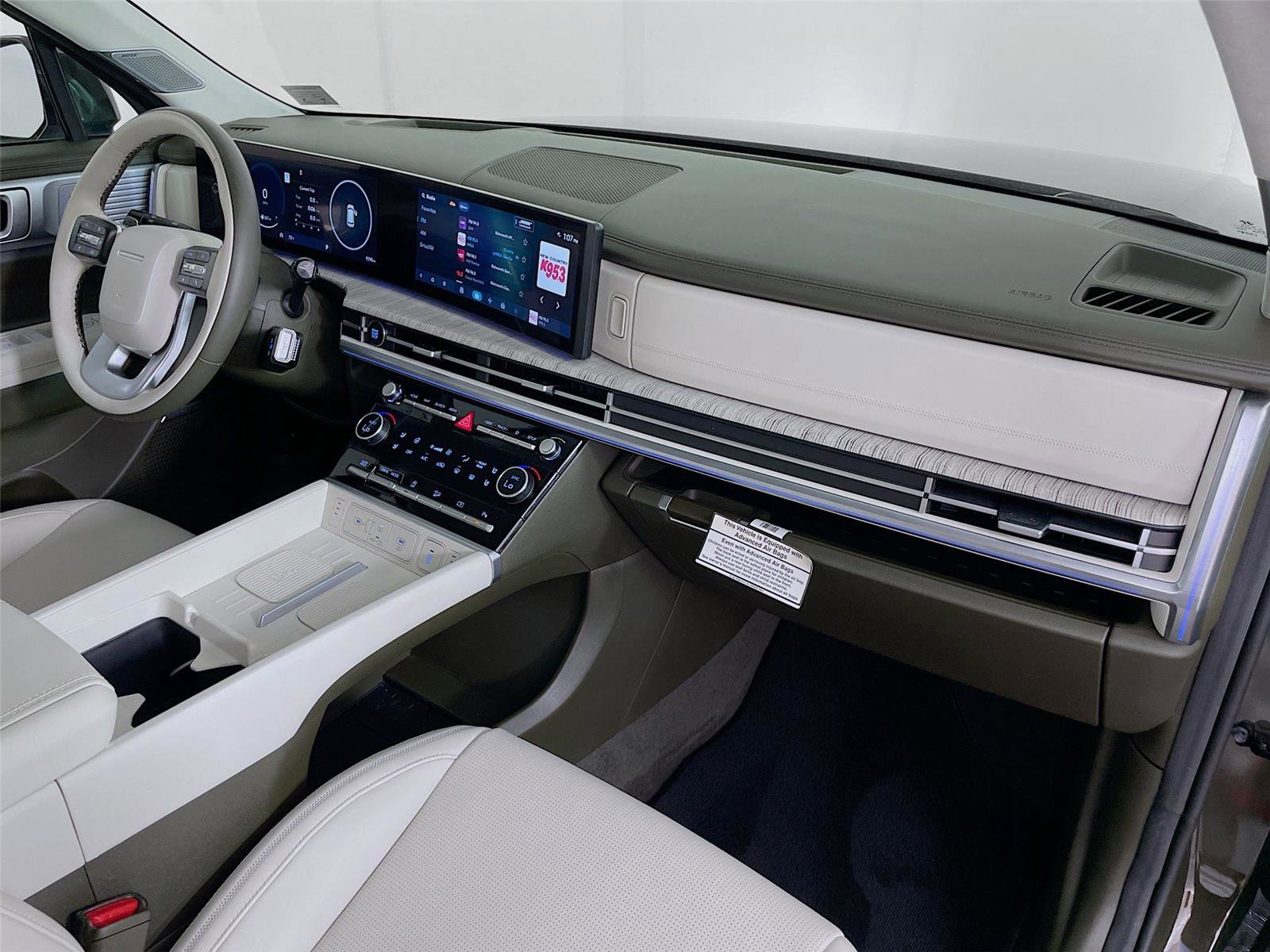 Used 2025 Hyundai Santa Fe Calligraphy image 35