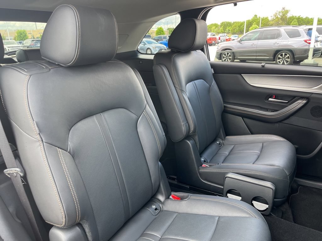 Used 2025 MAZDA CX-90 3.3 Turbo w/ Preferred Package AWD/4WD image 28
