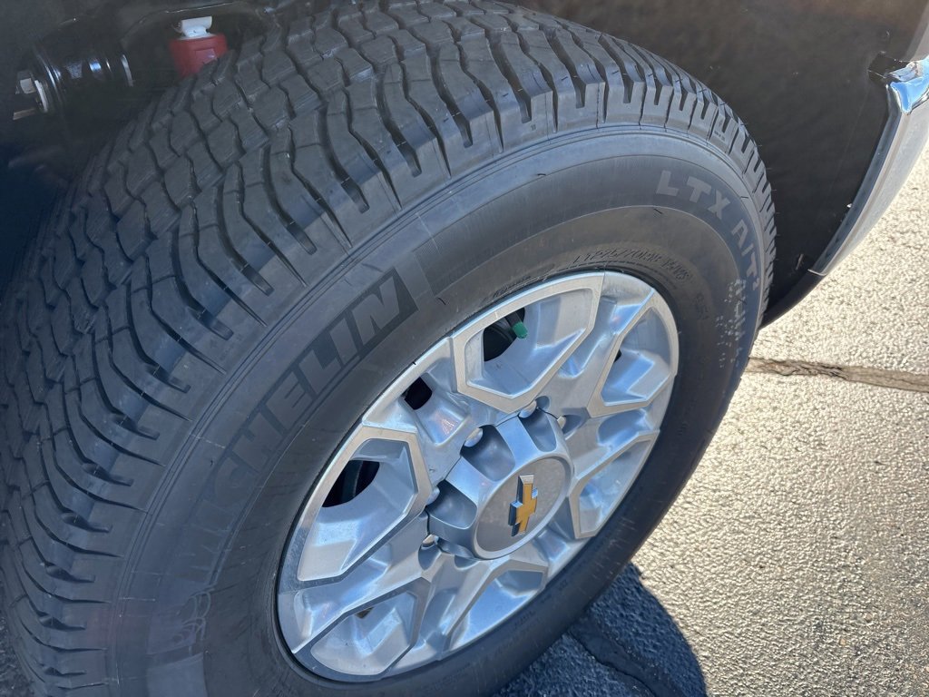 New 2026 Chevrolet Silverado 3500 LT image 9