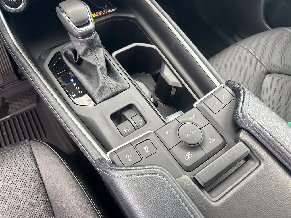 Used 2026 Toyota Grand Highlander AWD image 22