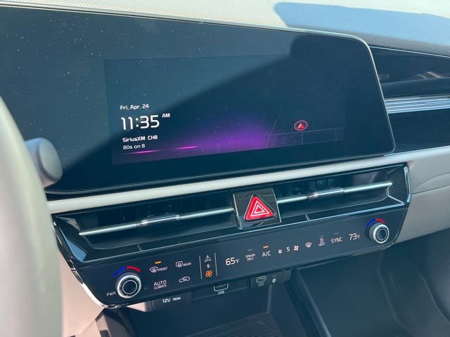 Certified 2024 Kia Niro Wave w/ Wave Preserve Package FWD image 19