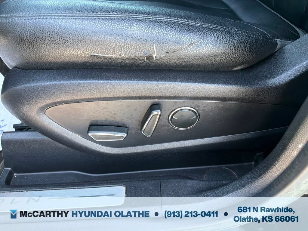 Used 2015 Lincoln MKC FWD image 21