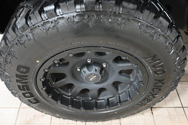 Used 2017 Jeep Wrangler Sport w/ Quick Order Package 24S image 17