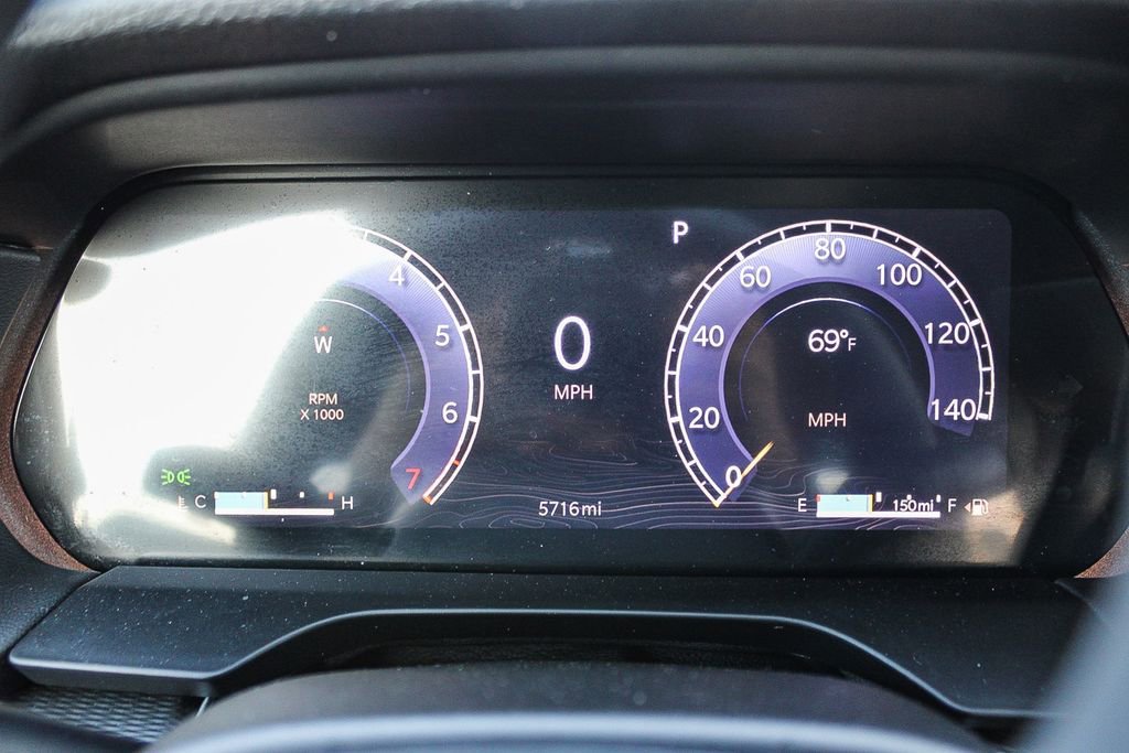 Used 2025 Jeep Grand Cherokee Laredo X AWD/4WD image 23