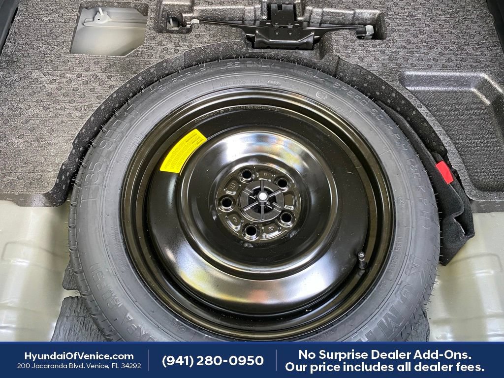 Certified 2025 Hyundai Tucson SEL FWD image 19