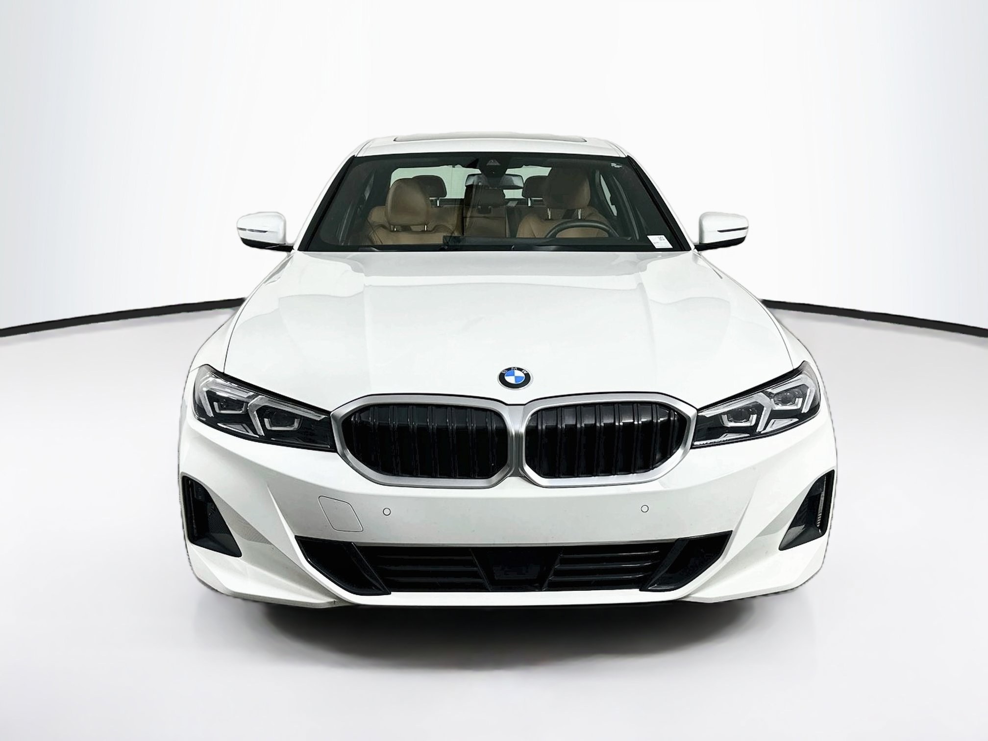 Used 2025 BMW 330i Sedan RWD image 2