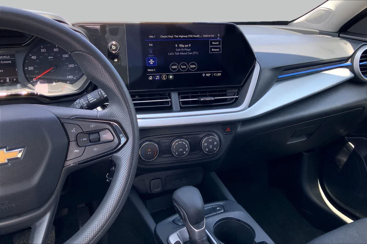 Used 2025 Chevrolet Trax LS FWD image 7
