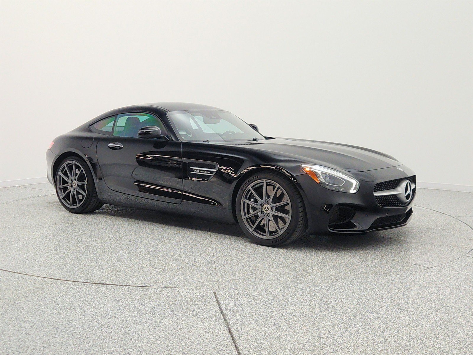 Used 2016 Mercedes-Benz AMG GT S image 3