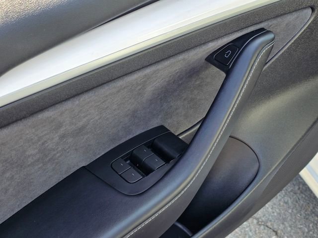 Used 2023 Tesla Model 3 Standard Range RWD image 21