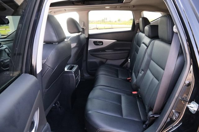 Used 2019 Nissan Murano SL w/ SL Technology Package FWD image 11