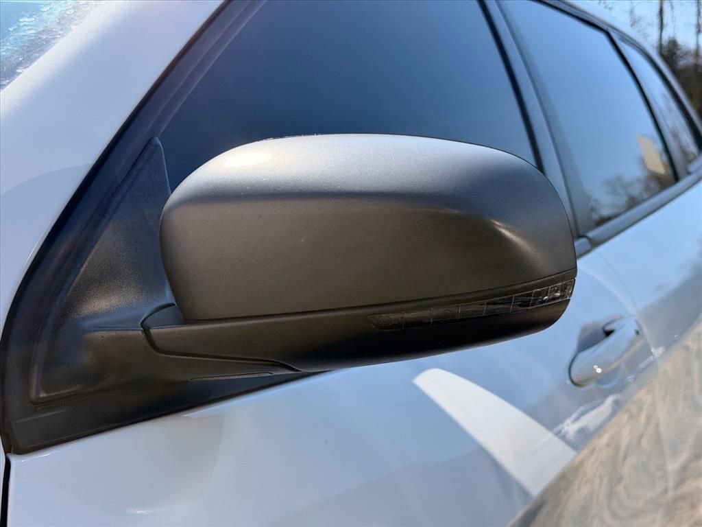 Used 2019 Jeep Cherokee Trailhawk image 7