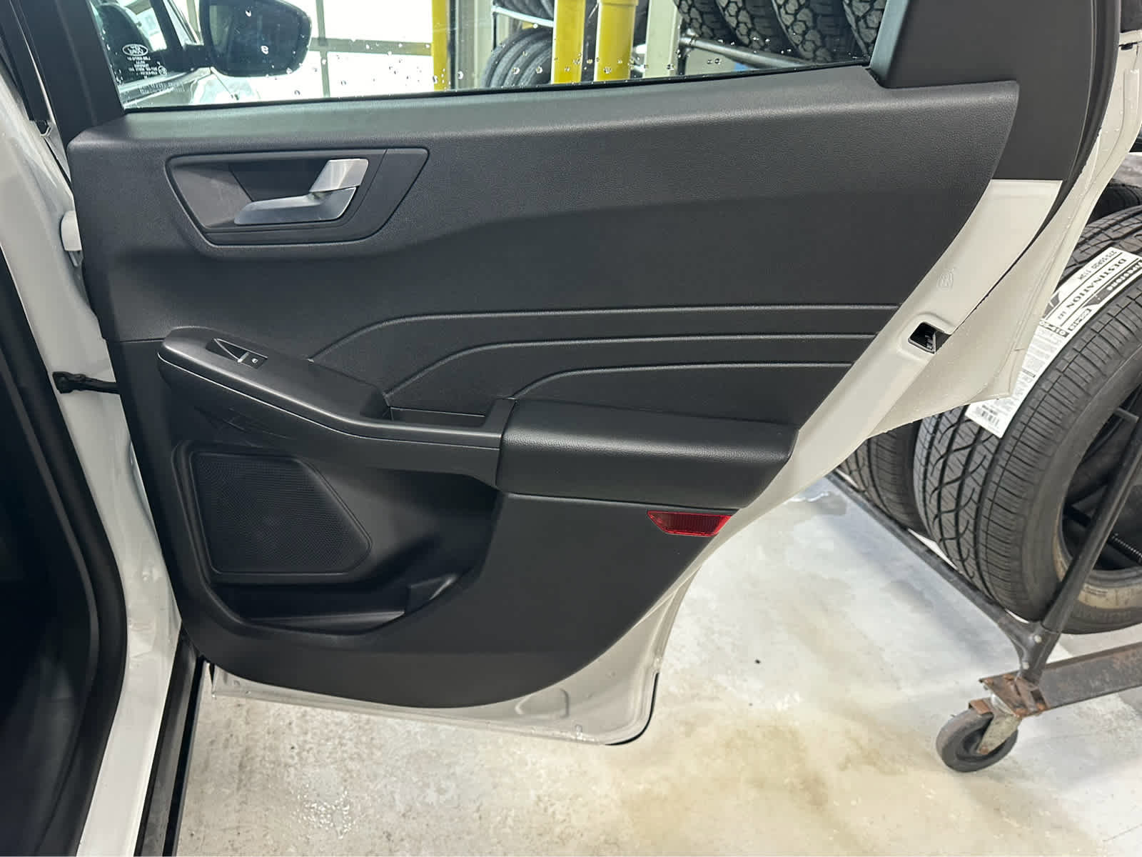 New 2025 Ford Escape ST-Line Elite w/ Tech Pack #1 image 31