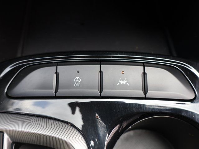 Used 2025 Buick Envista Sport Touring image 28