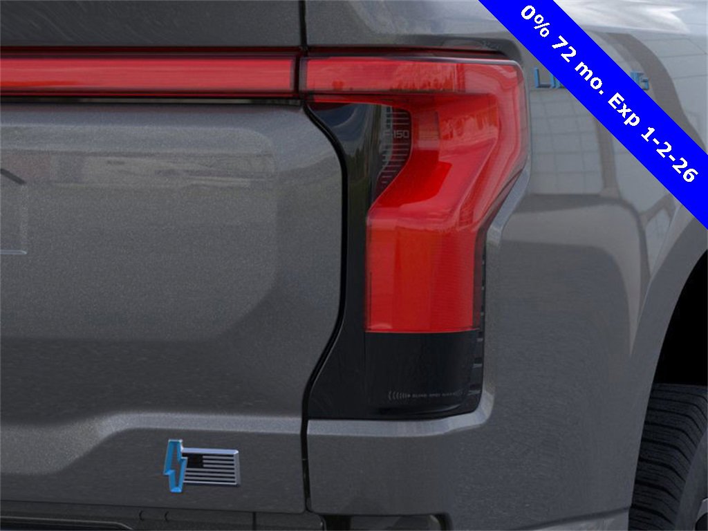 Used 2025 Ford F150 Lightning Lariat image 21
