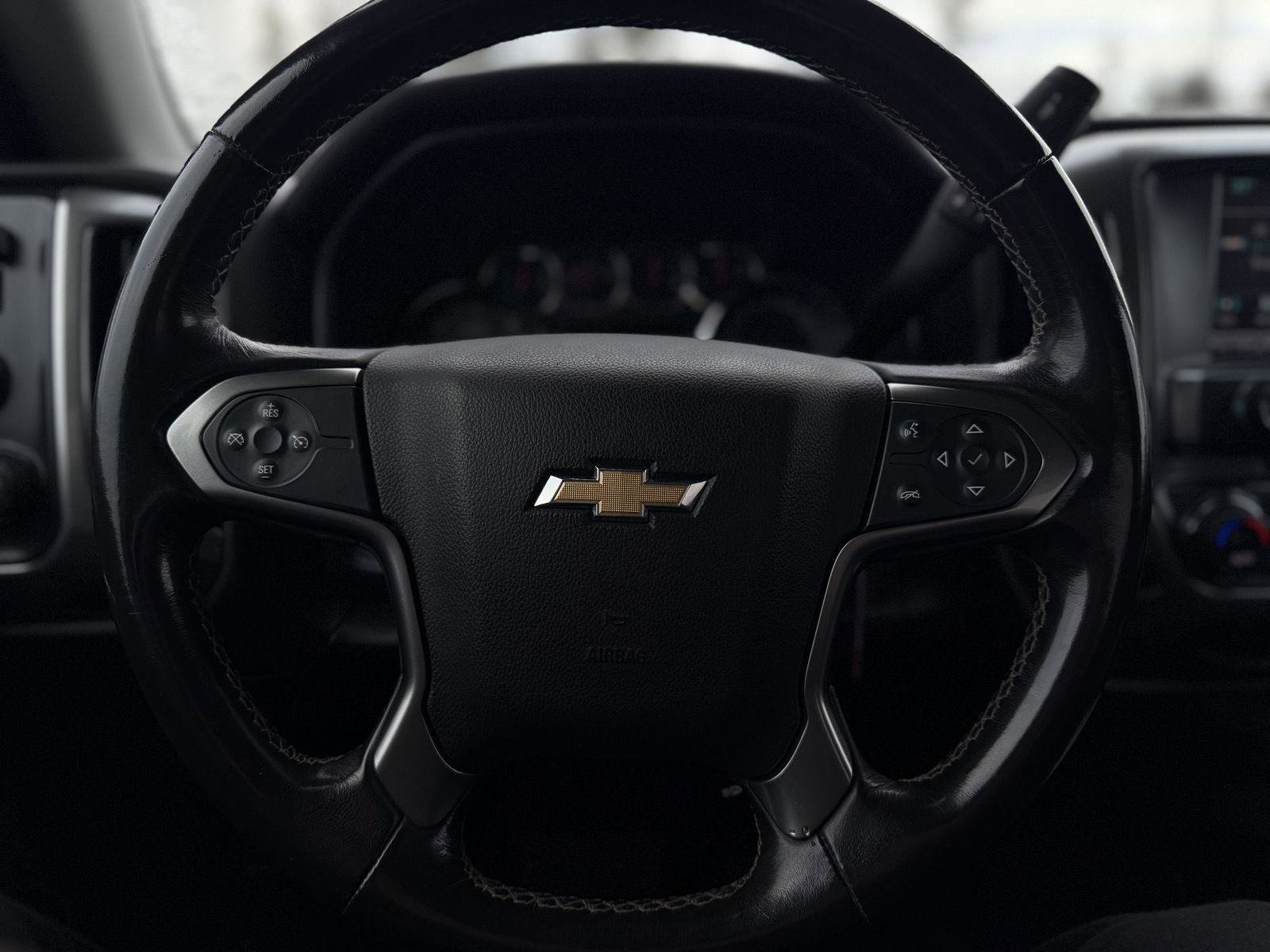 Used 2018 Chevrolet Silverado 1500 LT w/ All Star Edition image 15