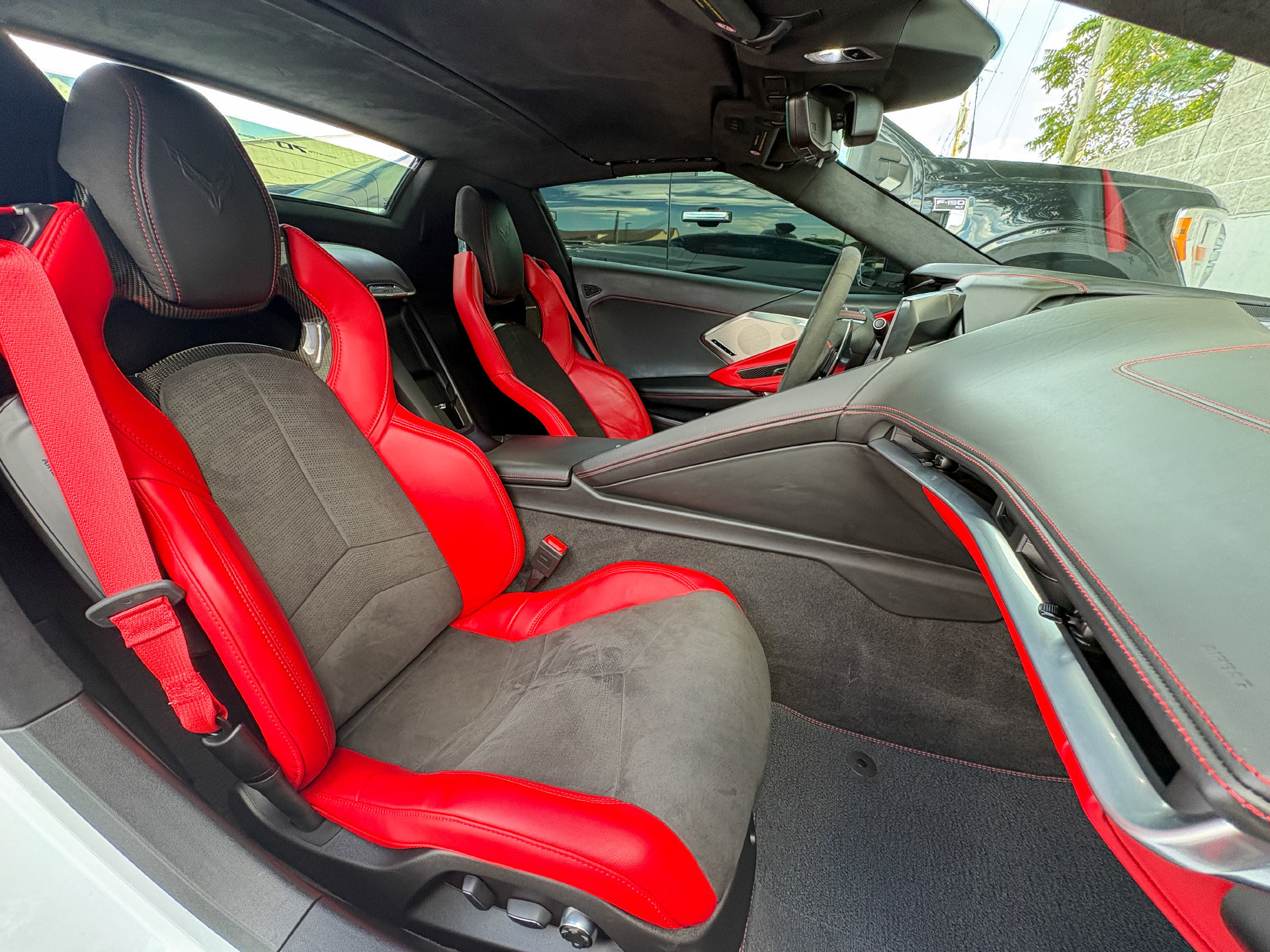 Used 2023 Chevrolet Corvette Stingray Premium Conv w/ Z51 Performance Package RWD image 26
