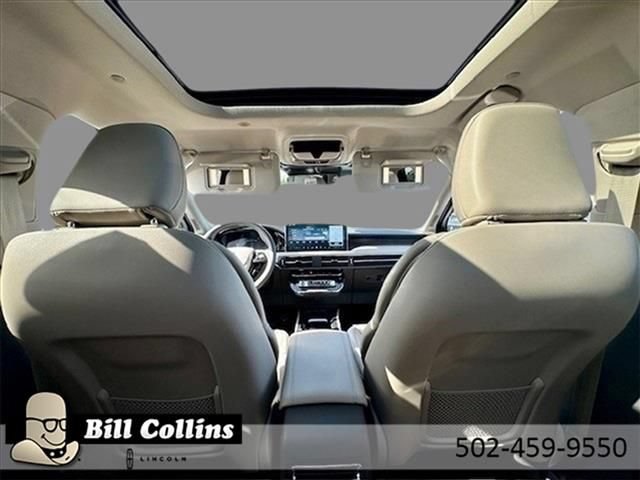 New 2024 Lincoln Corsair Grand Touring AWD/4WD image 23