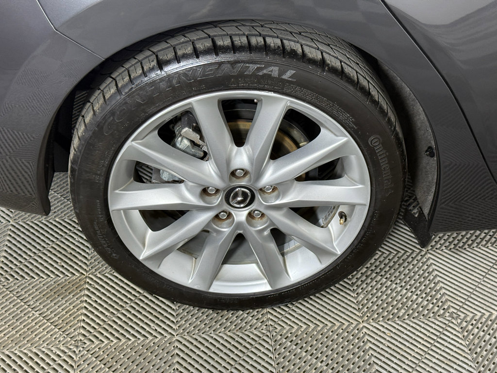 Used 2017 MAZDA MAZDA3 Touring image 10