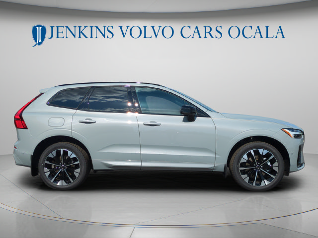 New 2026 Volvo XC60 B5 Plus AWD/4WD image 2