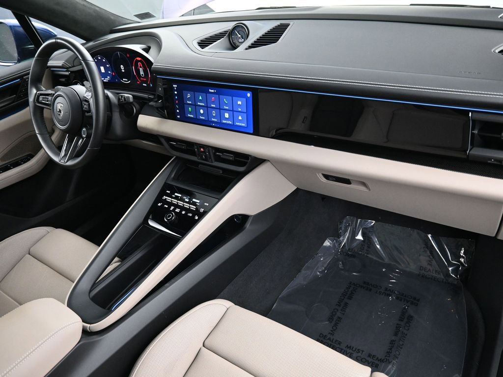 Certified 2024 Porsche Macan Turbo Electric image 31