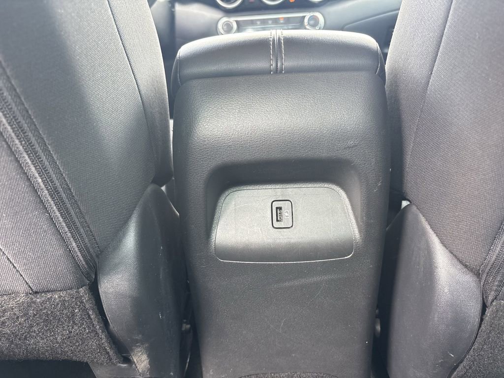 Used 2023 Nissan Sentra SV FWD image 24