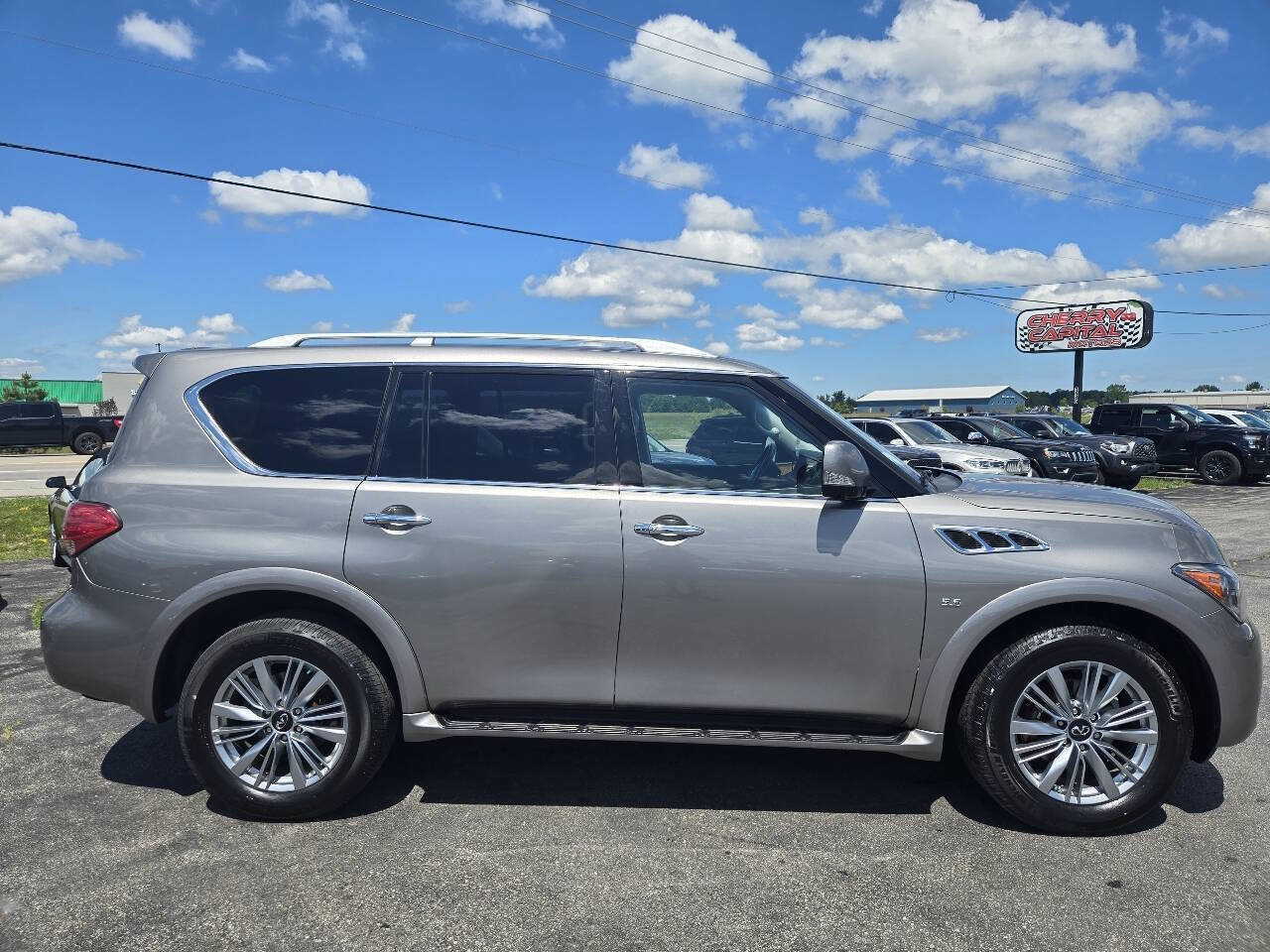 Used 2014 INFINITI QX80 4WD w/ Theater Package image 10