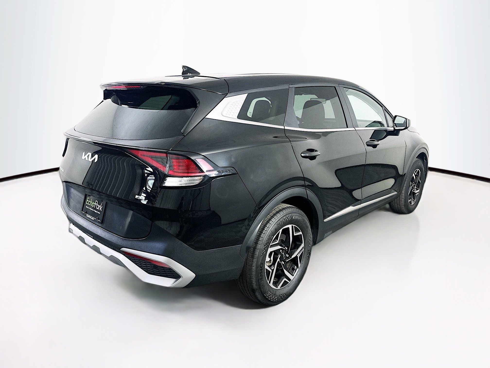 Used 2025 Kia Sportage LX image 9