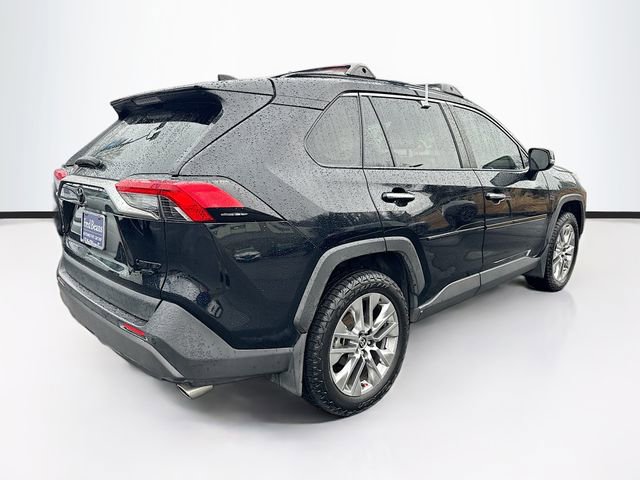 Used 2021 Toyota RAV4 Limited image 8