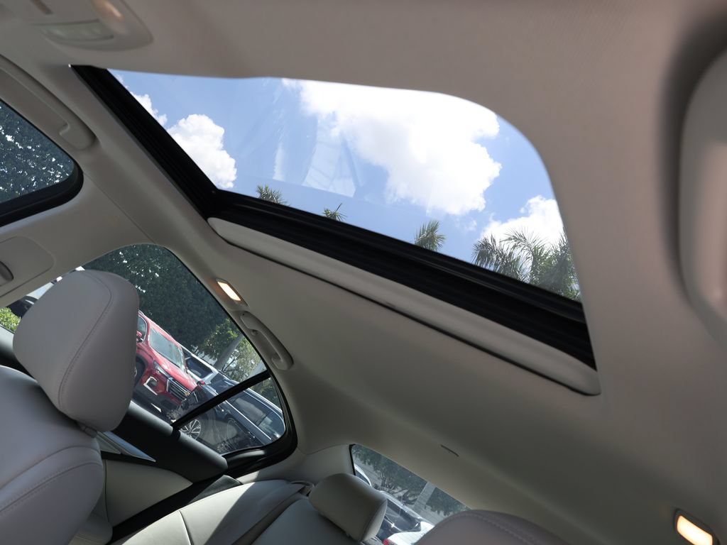 Certified 2023 INFINITI Q50 Luxe w/ Cargo Package RWD image 17