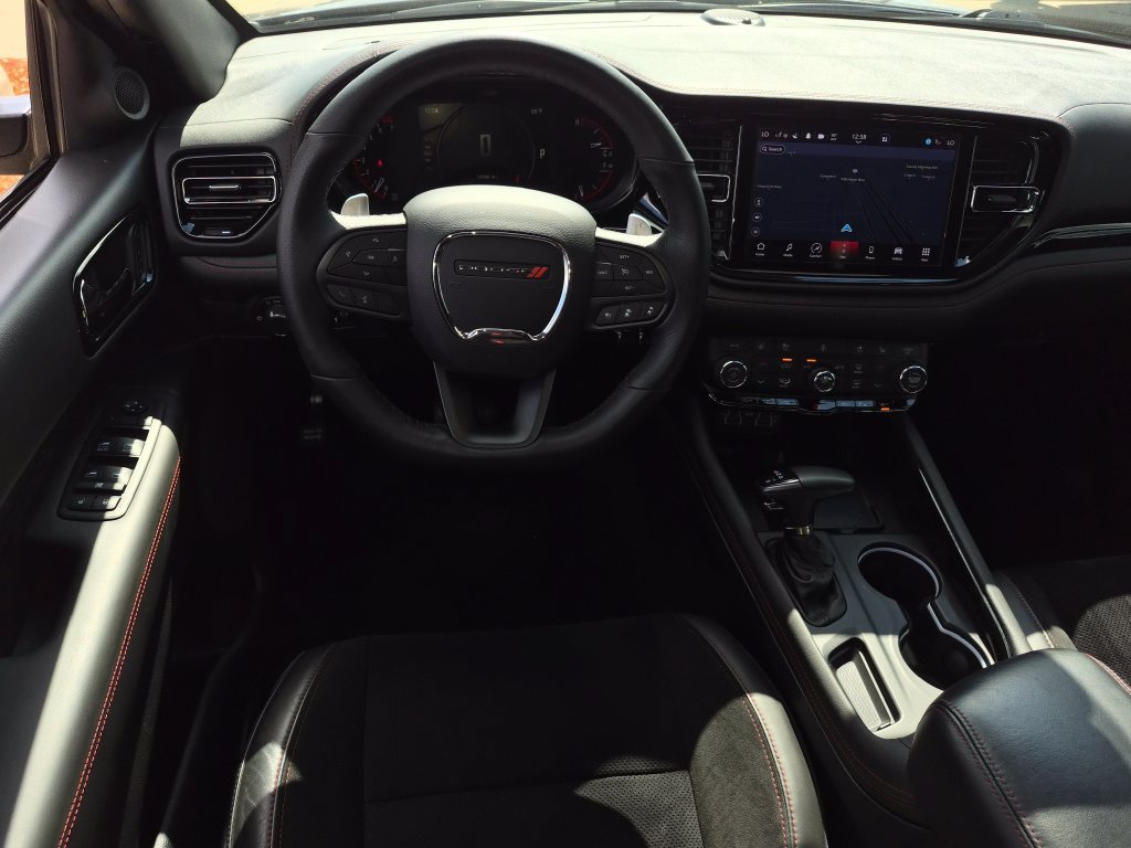 Used 2025 Dodge Durango GT AWD/4WD image 13