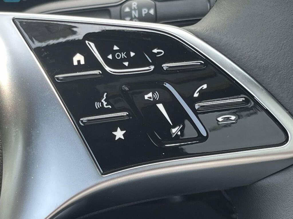 New 2026 Mercedes-Benz GLA 250 4MATIC image 34