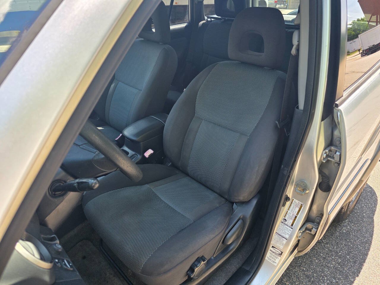 Used 2005 Toyota RAV4 4WD image 12