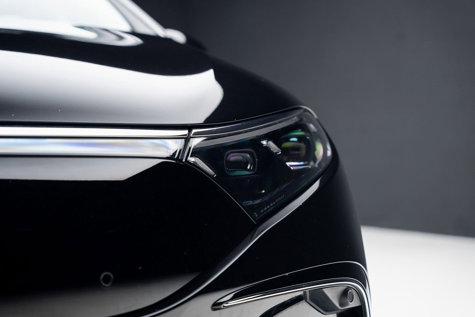 Used 2023 Mercedes-Benz EQS 450+ Sedan w/ AMG Line Exterior Package image 9