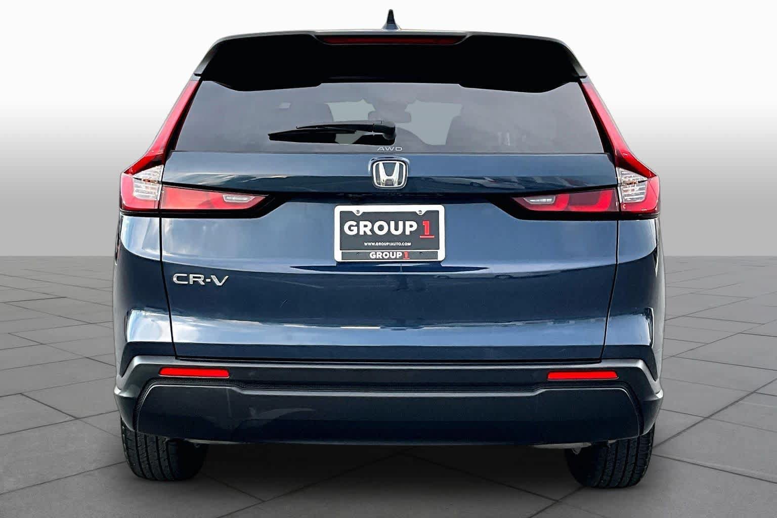 Used 2025 Honda CR-V EX image 5