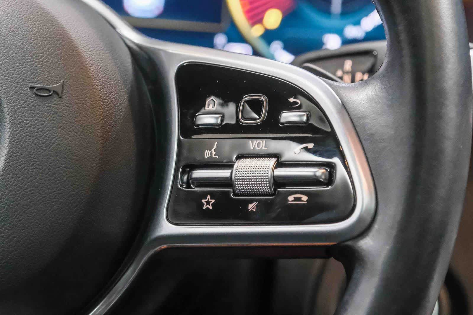 Certified 2022 Mercedes-Benz GLC 300 image 20
