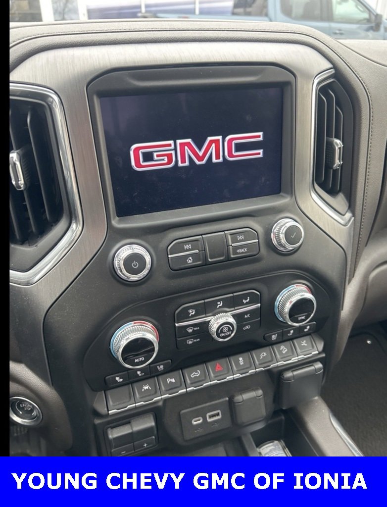 Certified 2022 GMC Sierra 1500 Denali w/ Denali Reserve Package image 11