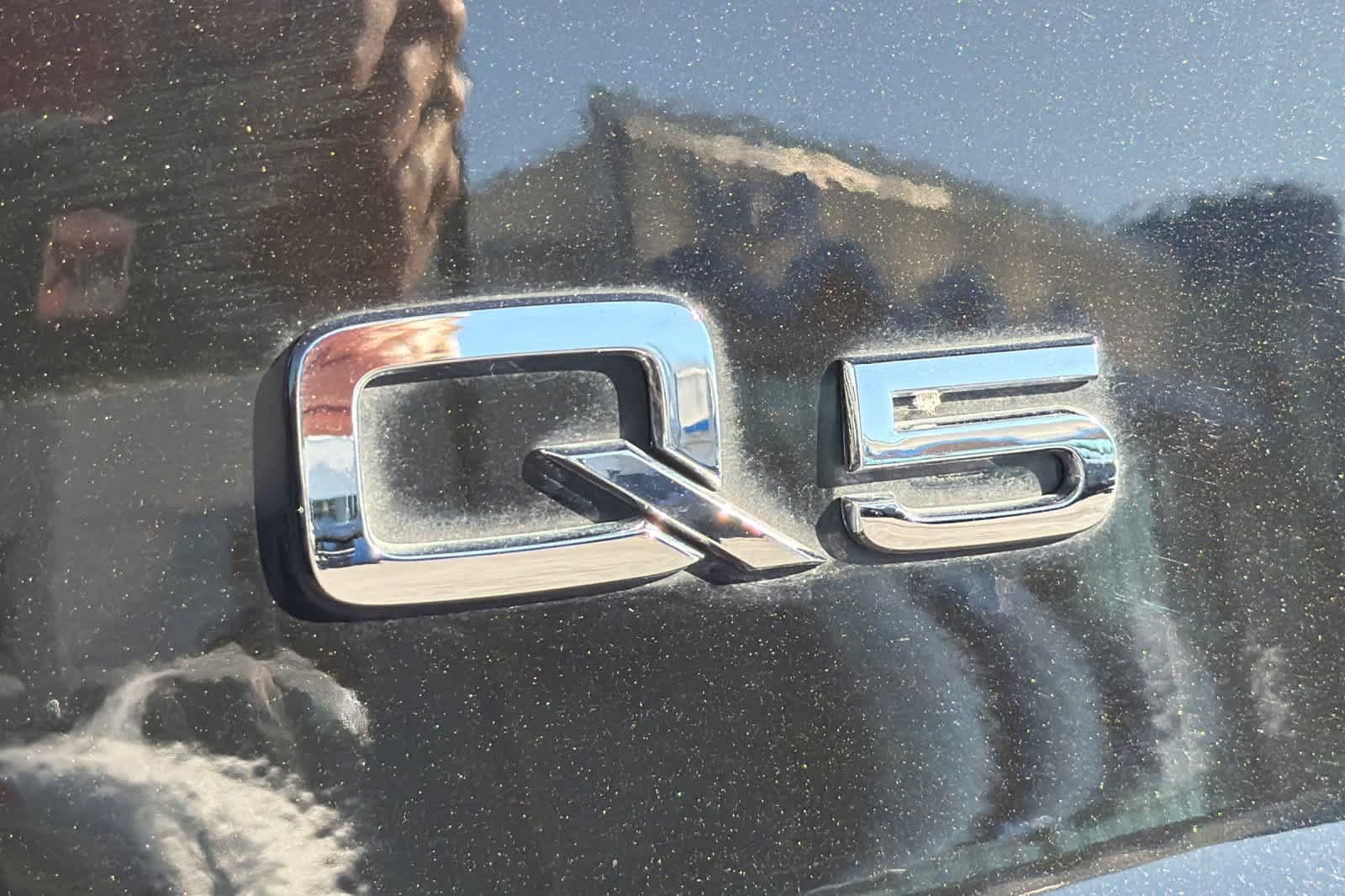Used 2021 Audi Q5 e Premium Plus w/ Premium Plus Package AWD/4WD image 12