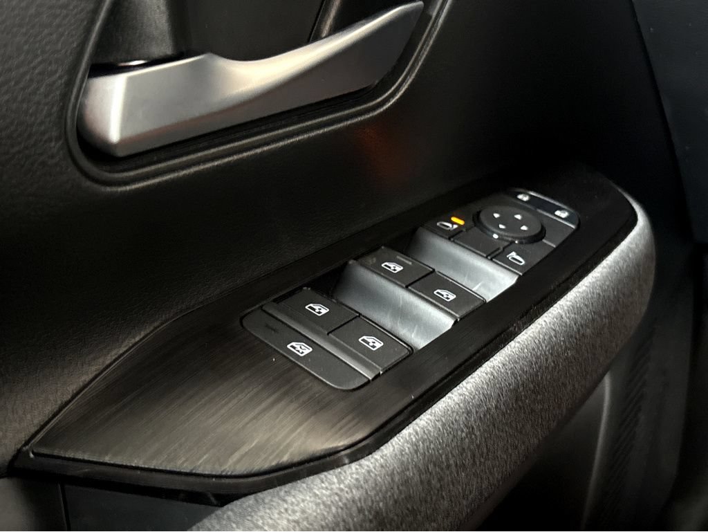 New 2026 Nissan Kicks SV w/ Interior Electronics Package FWD image 14