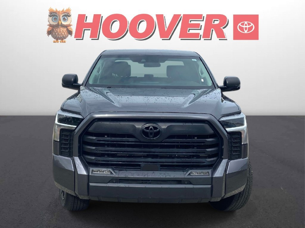 Used 2023 Toyota Tundra SR5 w/ SR5 Convenience Package AWD/4WD image 5